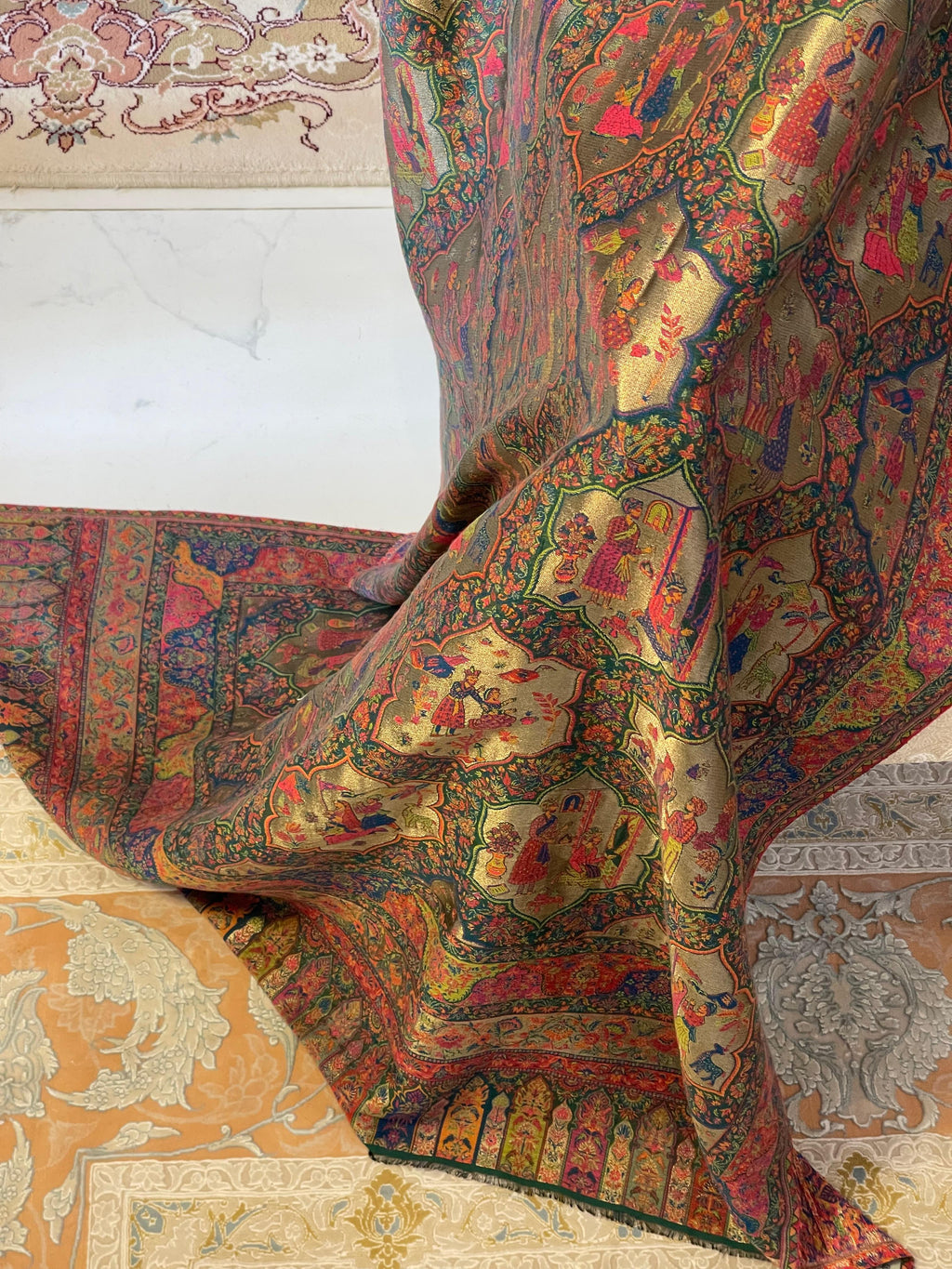 Kani Shikargah Pashmina Shawl