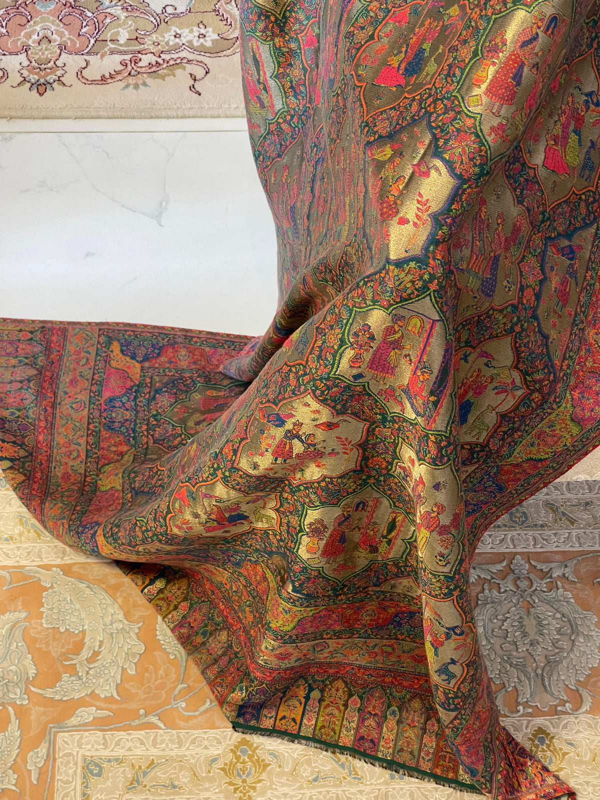 Kani Shikargah Pashmina Shawl